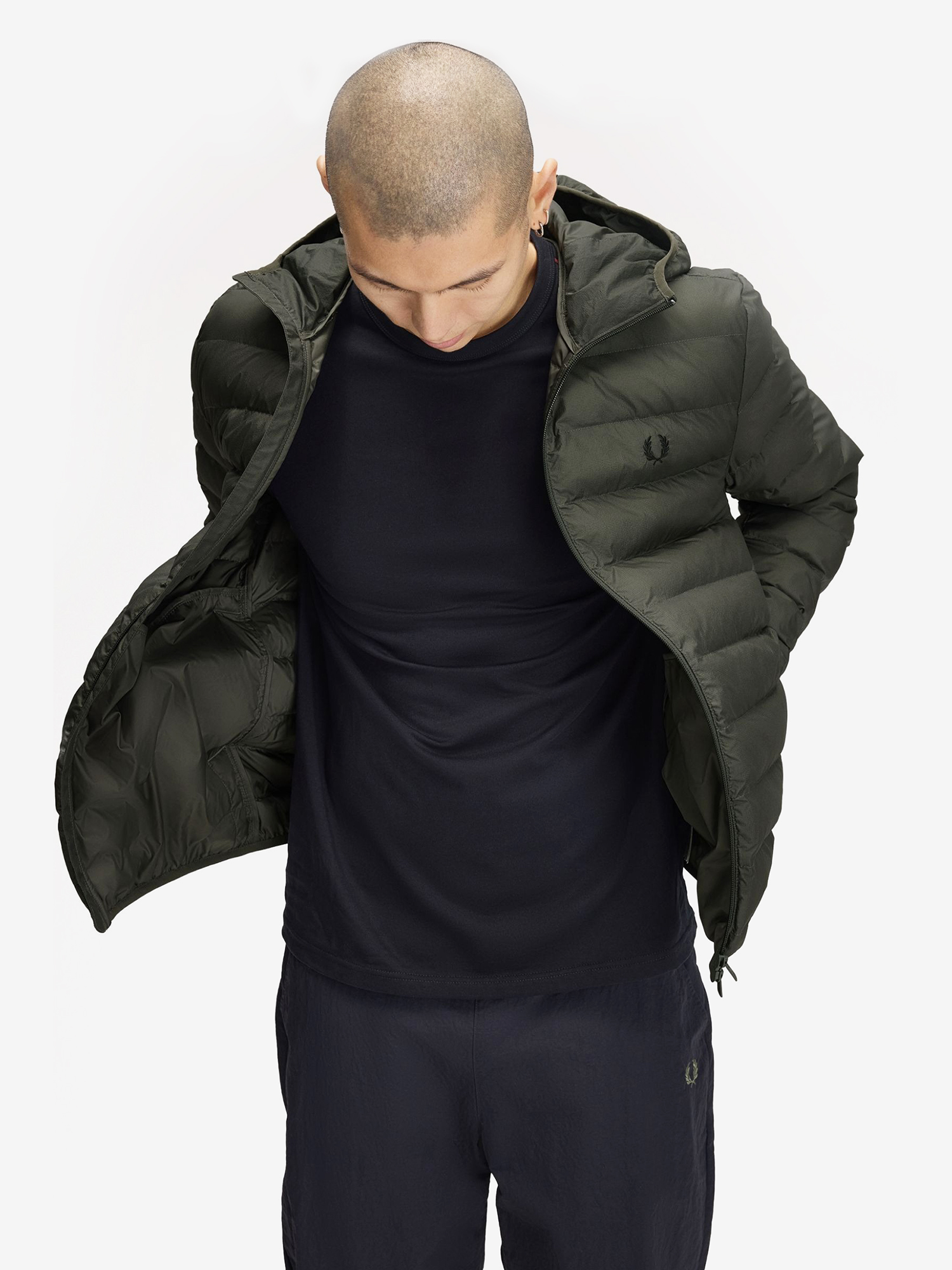 FRED PERRY — Куртка Hooded Insulated Jacket Field Green