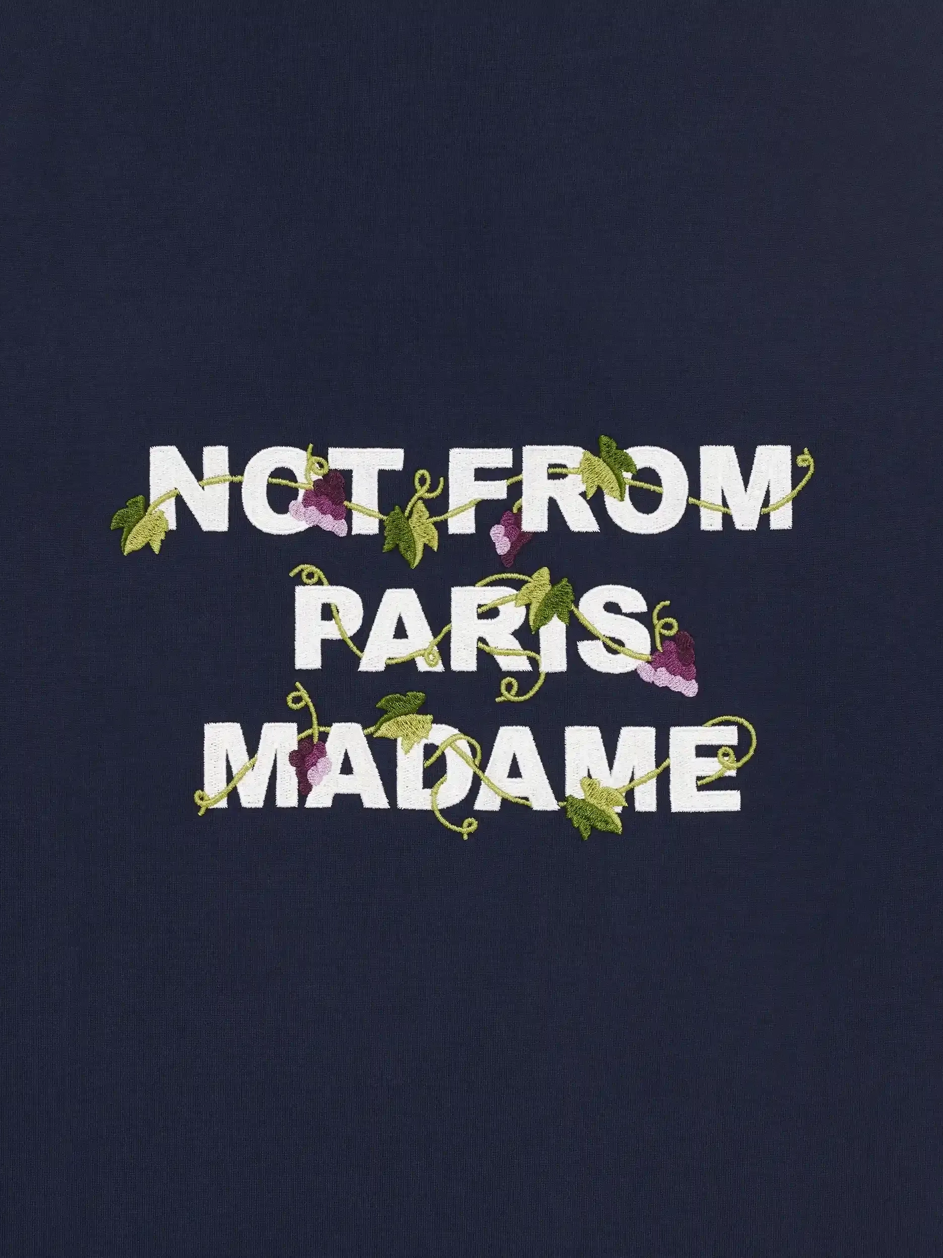 DRÔLE DE MONSIEUR — Футболка Vine Embroidered Slogan Tee Navy