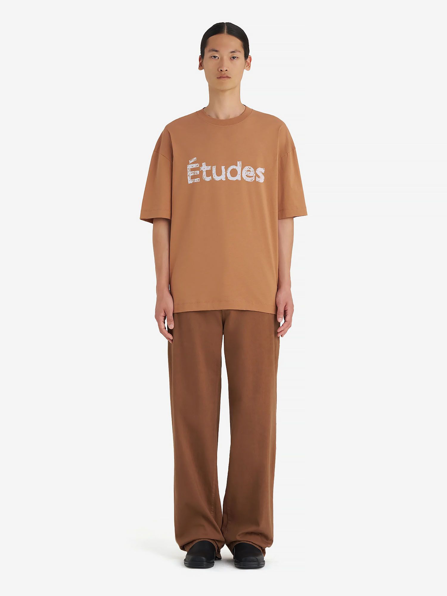 ÉTUDES STUDIO — Футболка Relax T-Shirt Etudes Camel