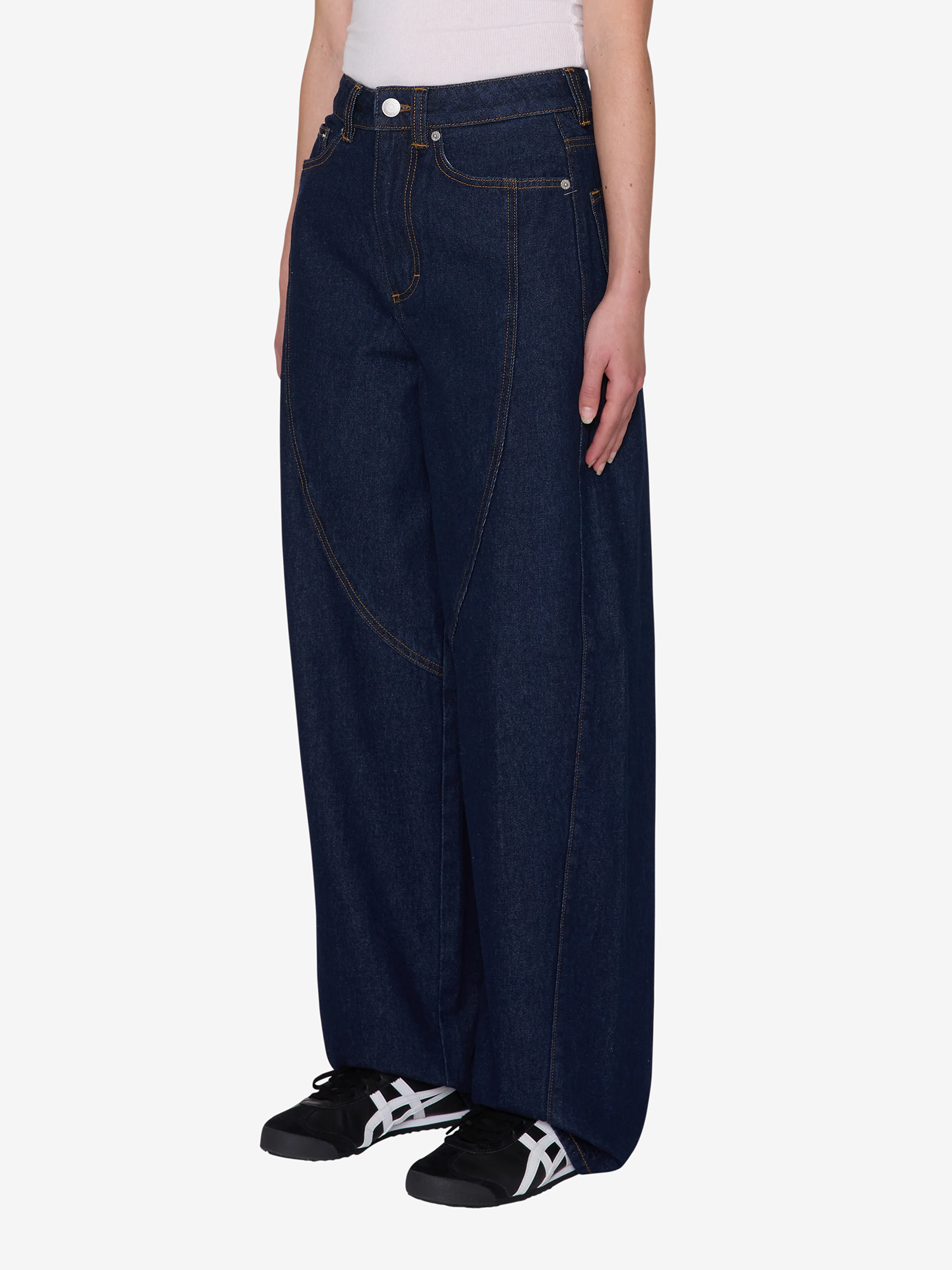 OBEY — Джинсы W Nana Denim Rinse Indigo