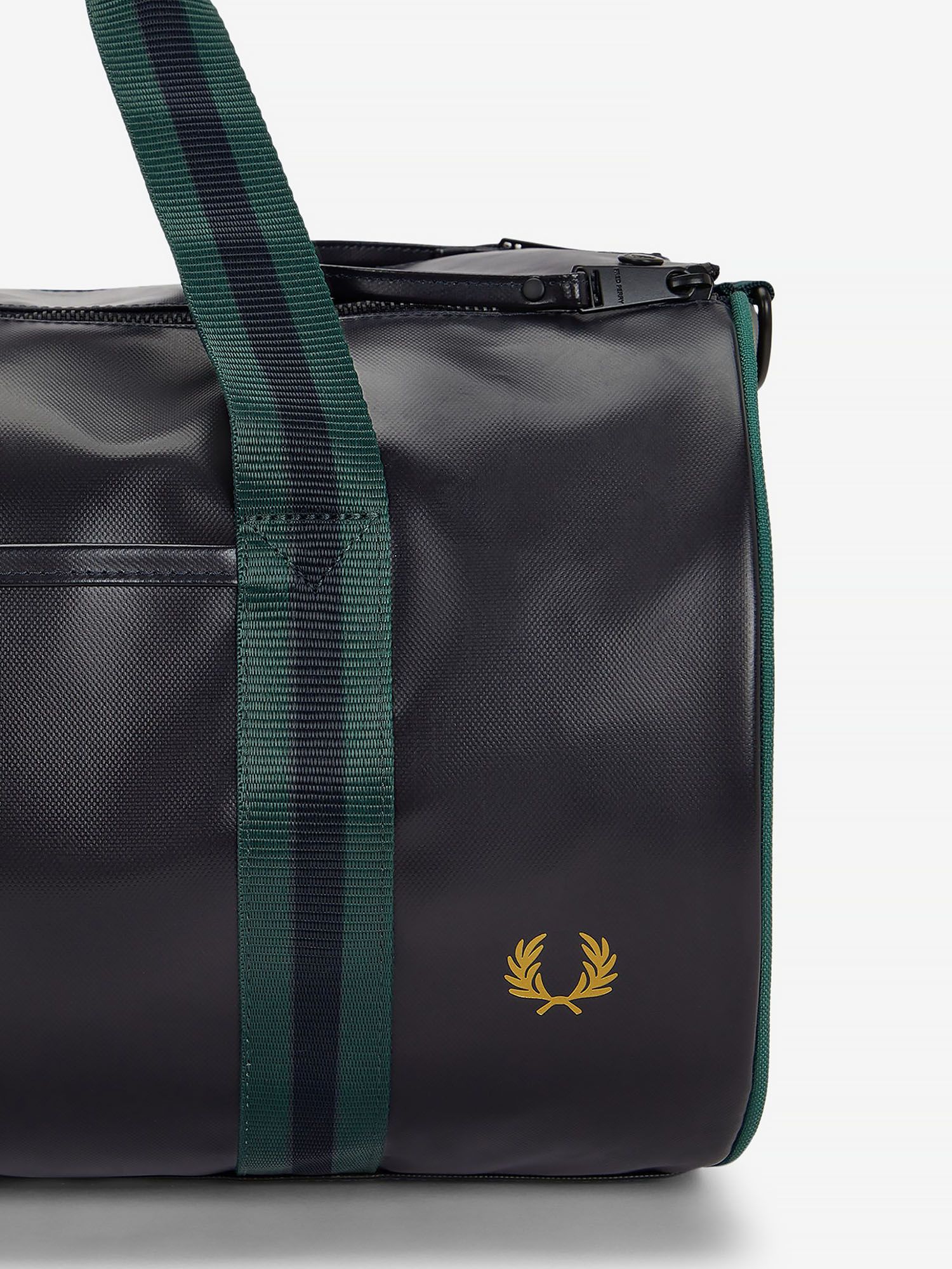 FRED PERRY — Сумка Classic Barrel Bag Navy/Grassroots