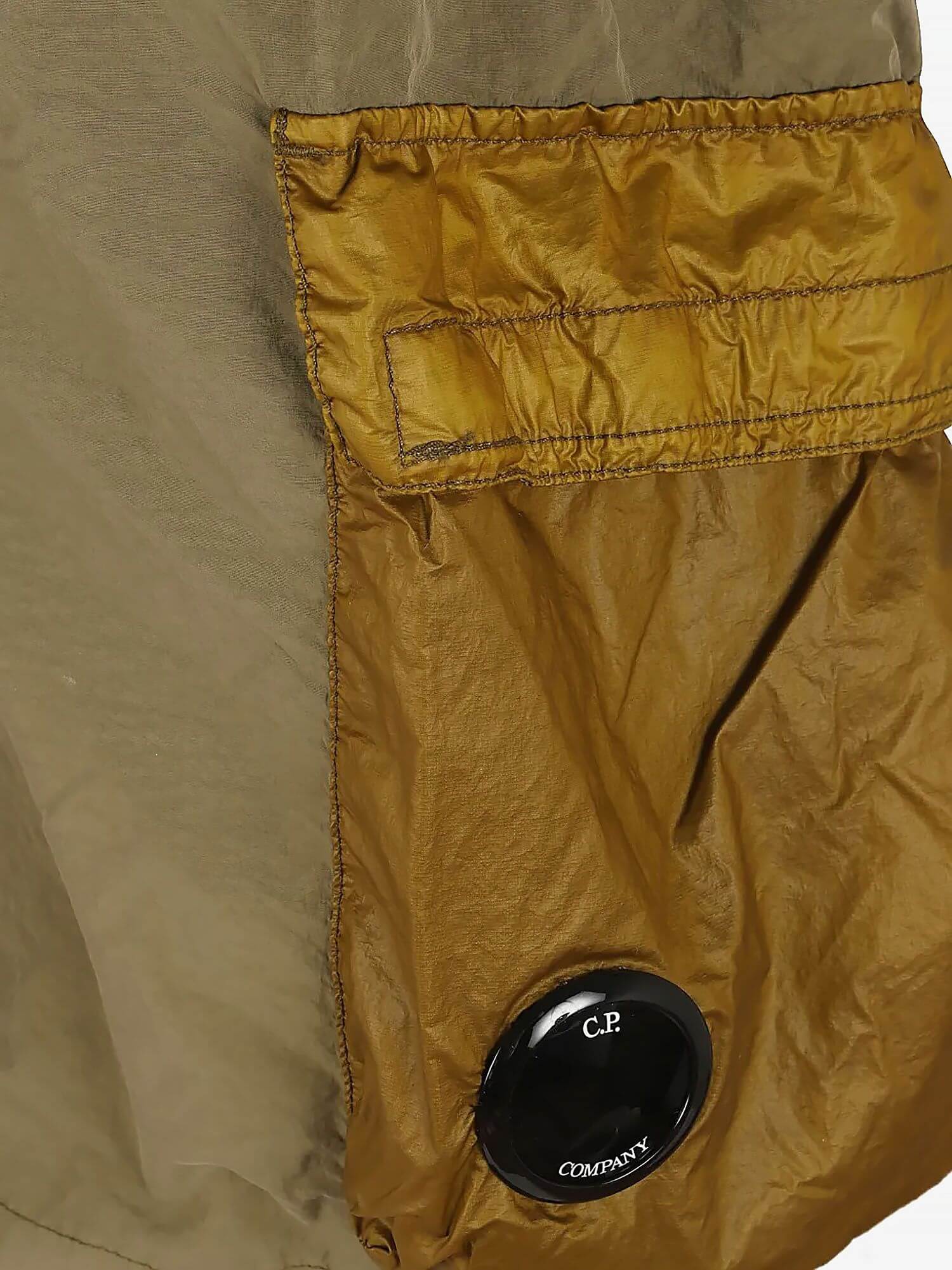 C.P. COMPANY — Шорты Flatt Nylon Mixed Lens Cargo Swim Shorts Dried Herb