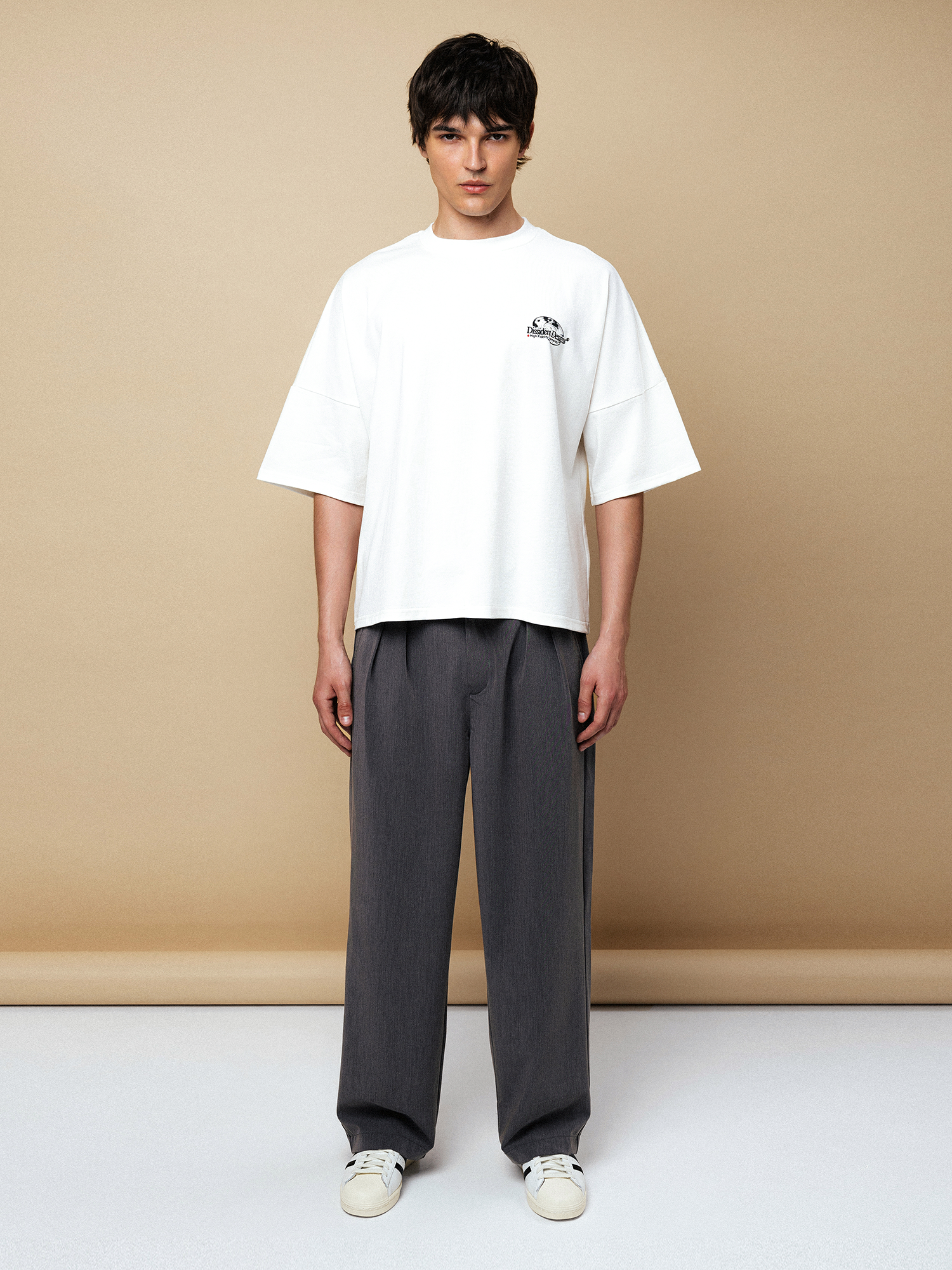 DISSIDENT — Футболка Rhythm Oversized Tee in Milk