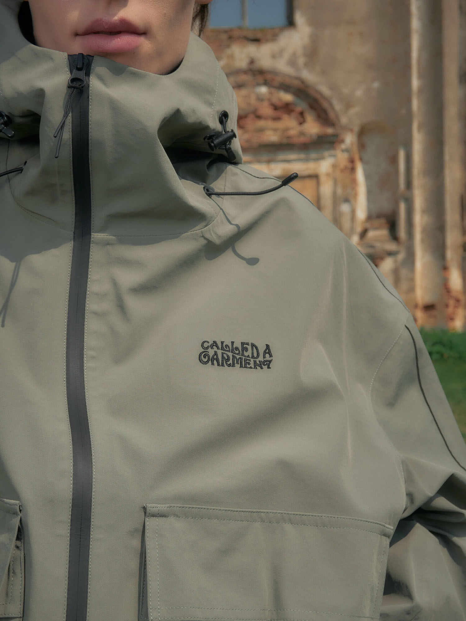 CALLED A GARMENT — Куртка 5-Winds Jacket Серо-Зеленый