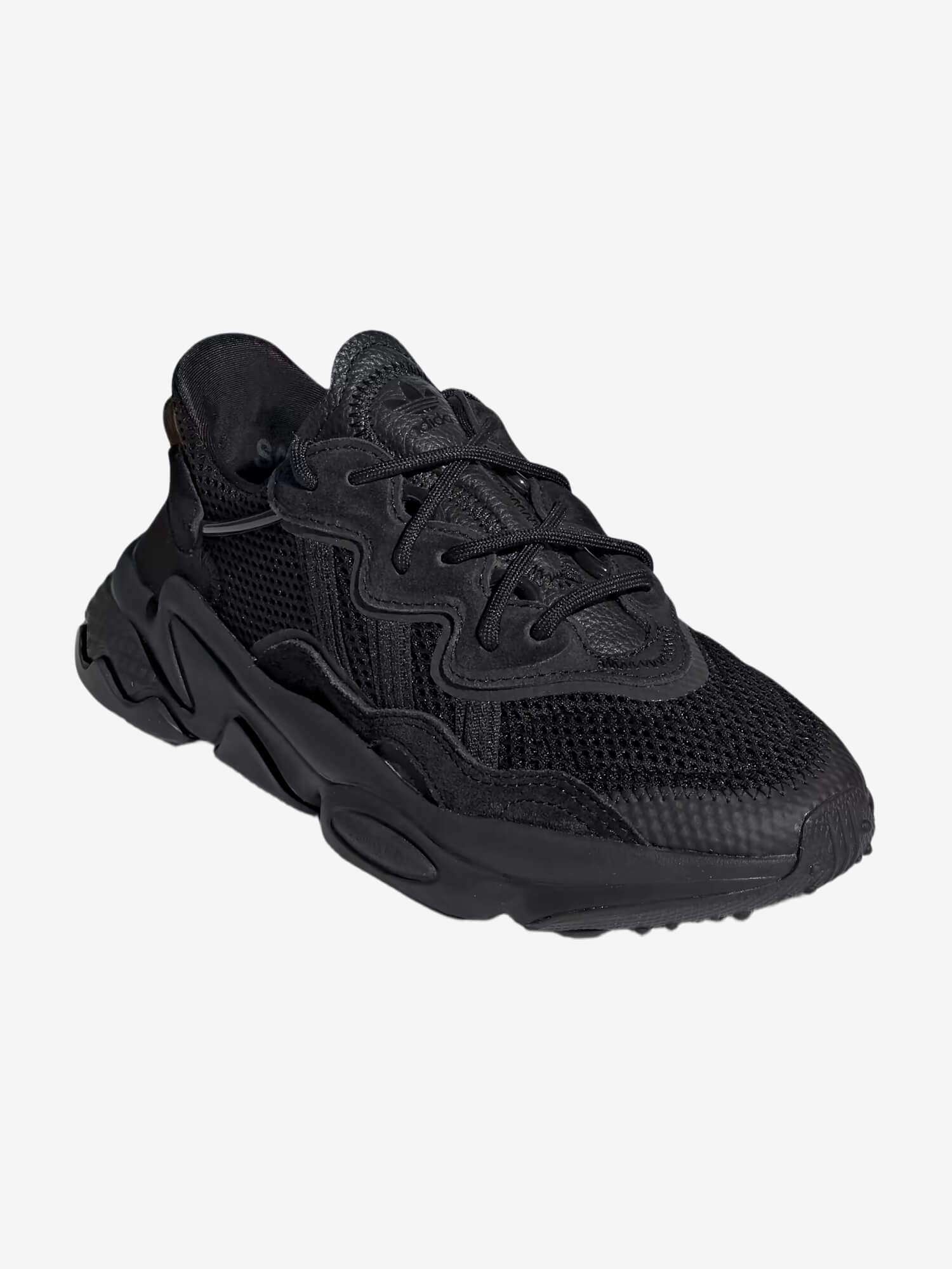 ADIDAS ORIGINALS — Ozweego Core Black/ Grey Five