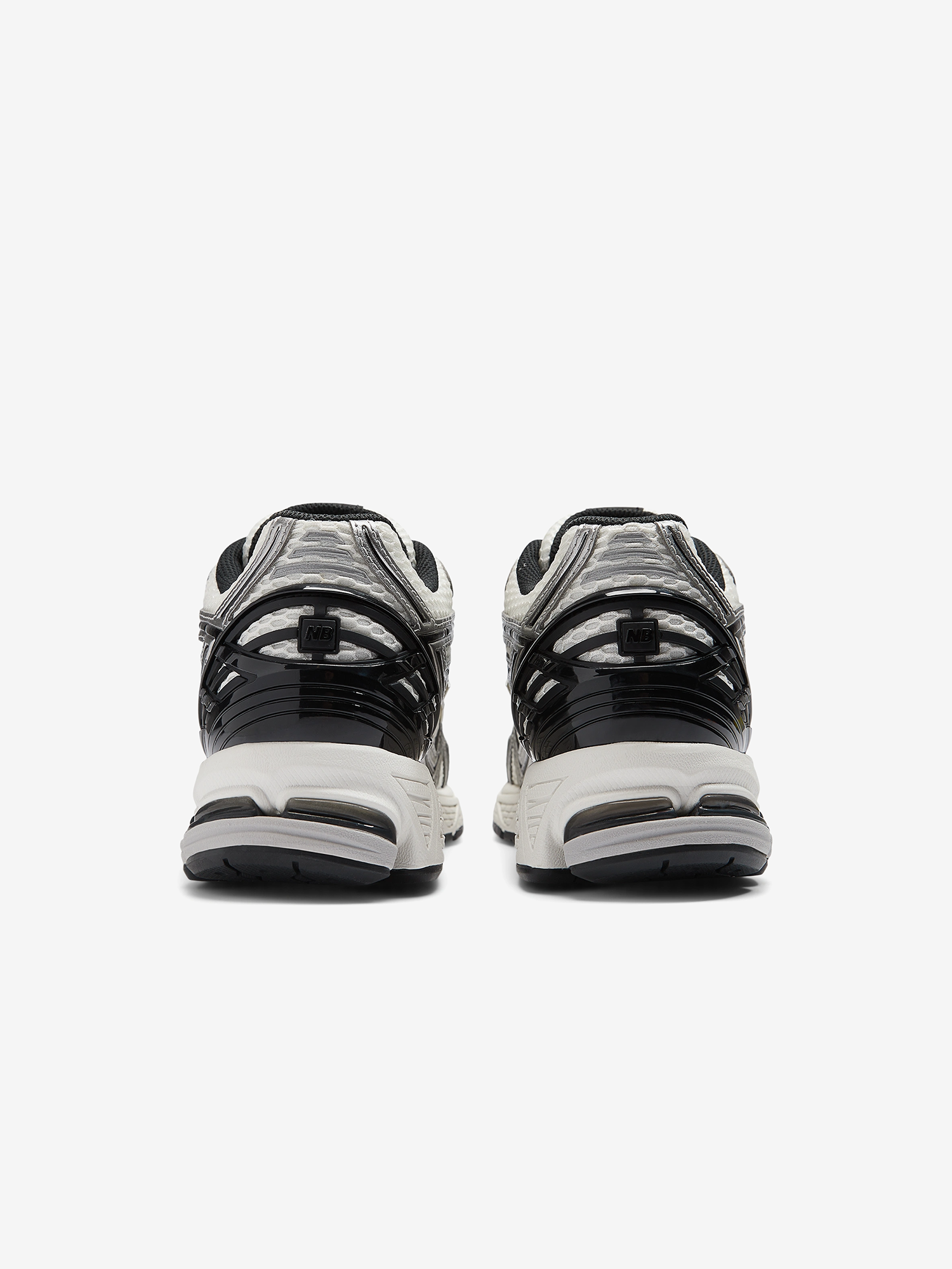 NEW BALANCE — Кроссовки 1906R Silver Metallic/White/Sea Salt