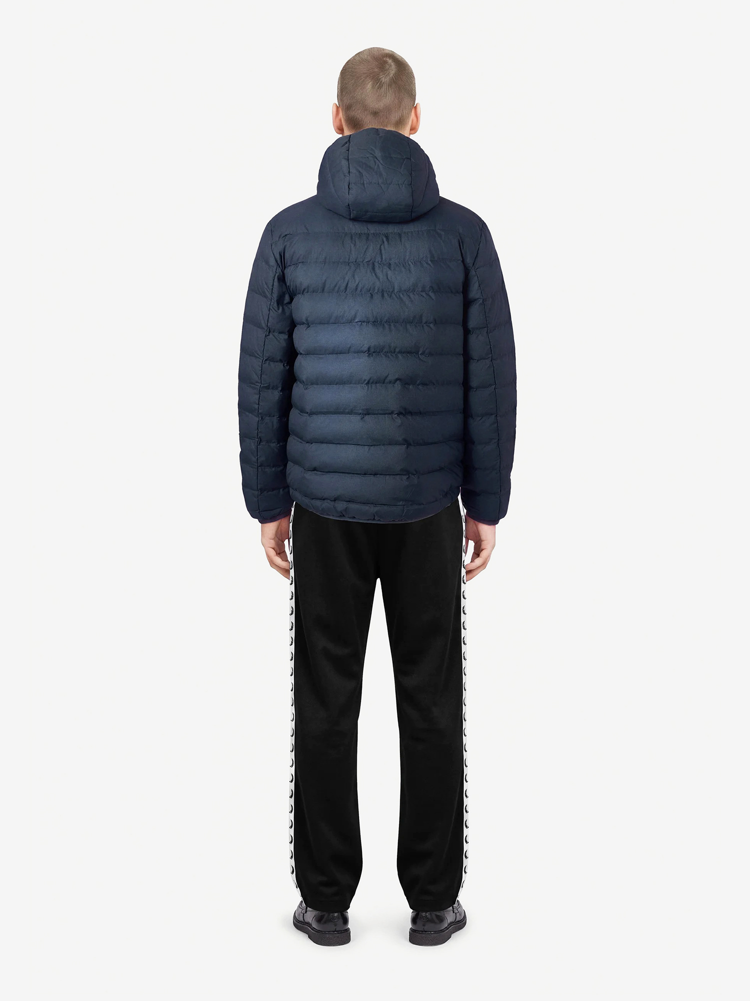 FRED PERRY — Куртка Hooded Insulated Jacket Navy Blue