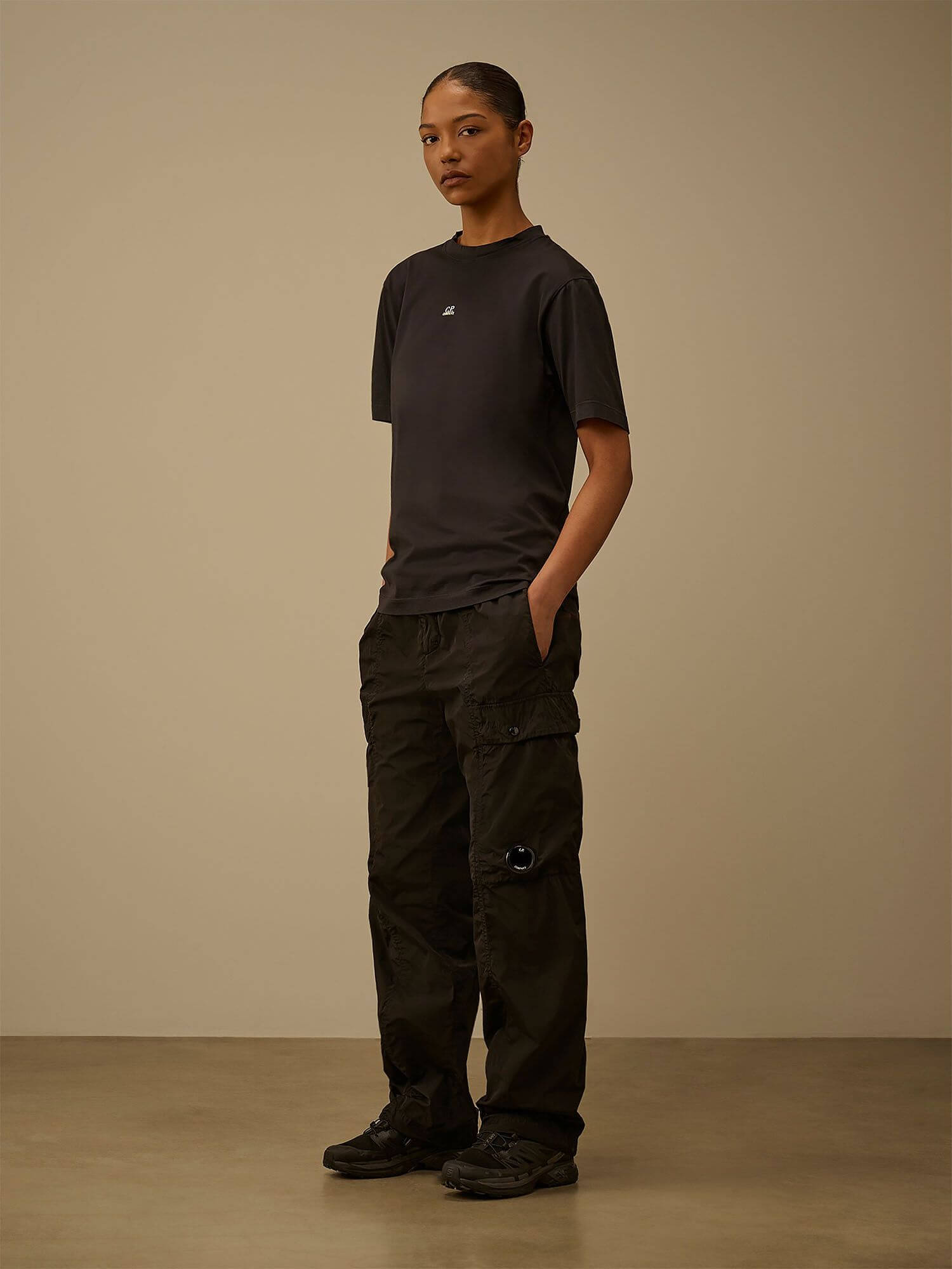 C.P. COMPANY — Штаны Chrome-R Regular Cargo Lens Pants Black