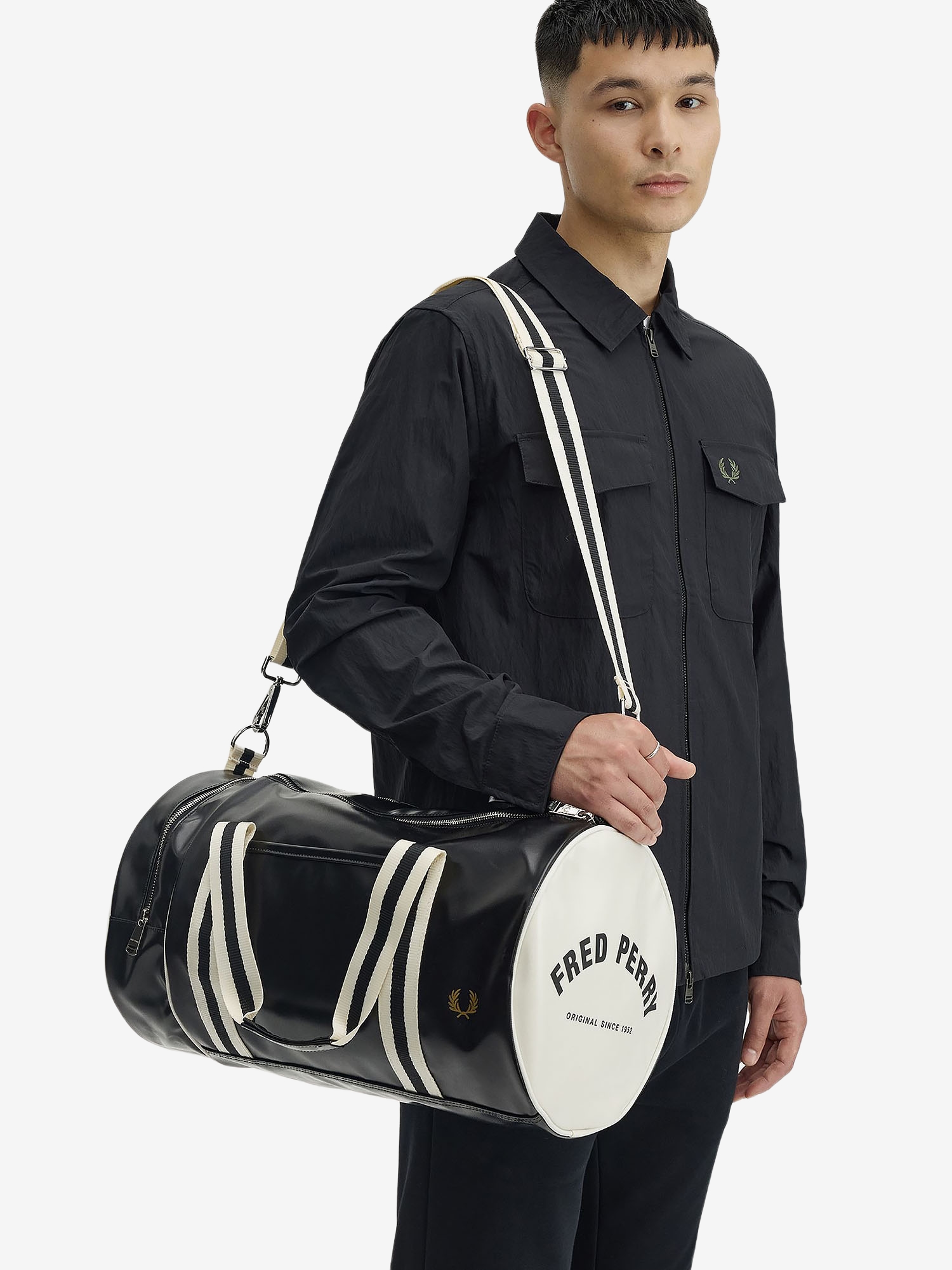 FRED PERRY — Сумка Classic Barrel Bag Black/Ecru