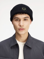 FRED PERRY — Шапка Cotton Ribbed Beanie Black