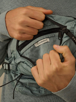 C.P. COMPANY — Сумка Nylon B Waistbag Silver Blue