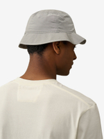 C.P. COMPANY — Панама Chrome-R Lens Bucket Hat Dove Grey